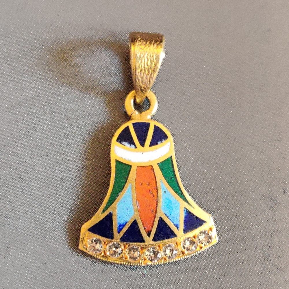 18K 750 Gold Egyptian Lotus flower pendant w/enamel inlay Vintage